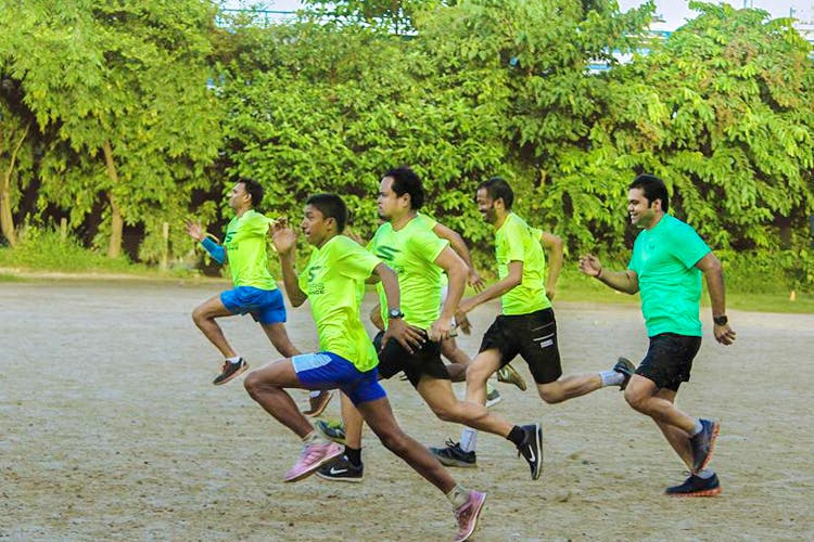 Doing The Marathon This Year? These Running Groups Will Help You Train